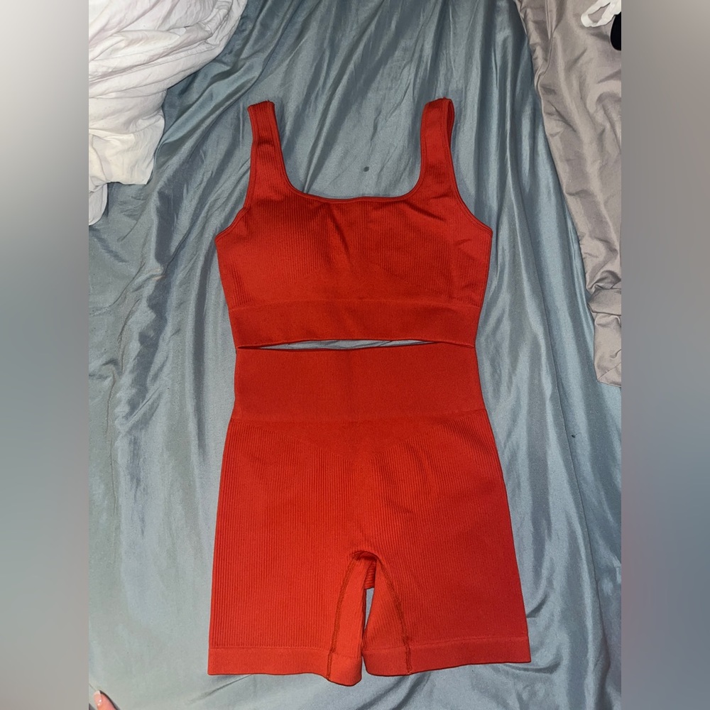 Meyeeka Womens 2 Piece Seamless Ribbed Workout Set